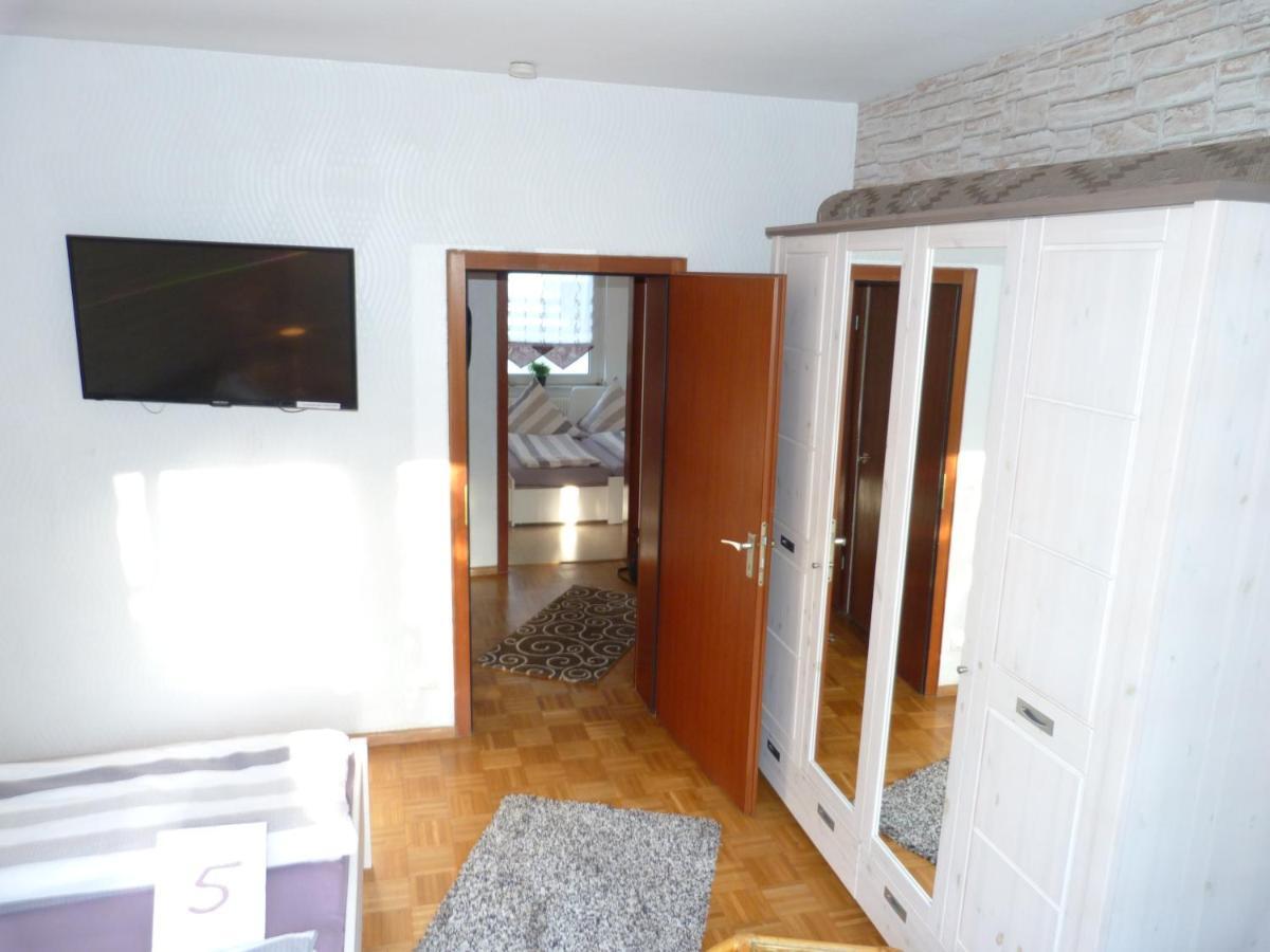 5X Balkon-Apartments Mit Kueche 40-65Qm Ruhrgebietferienwohnung Dobry-Fuchs Oberhausen  Exterior photo